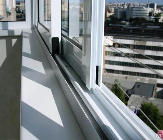 Раздвижное балконное ограждение